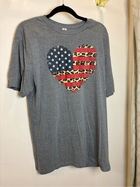 Leopard Heart Flag America Tee